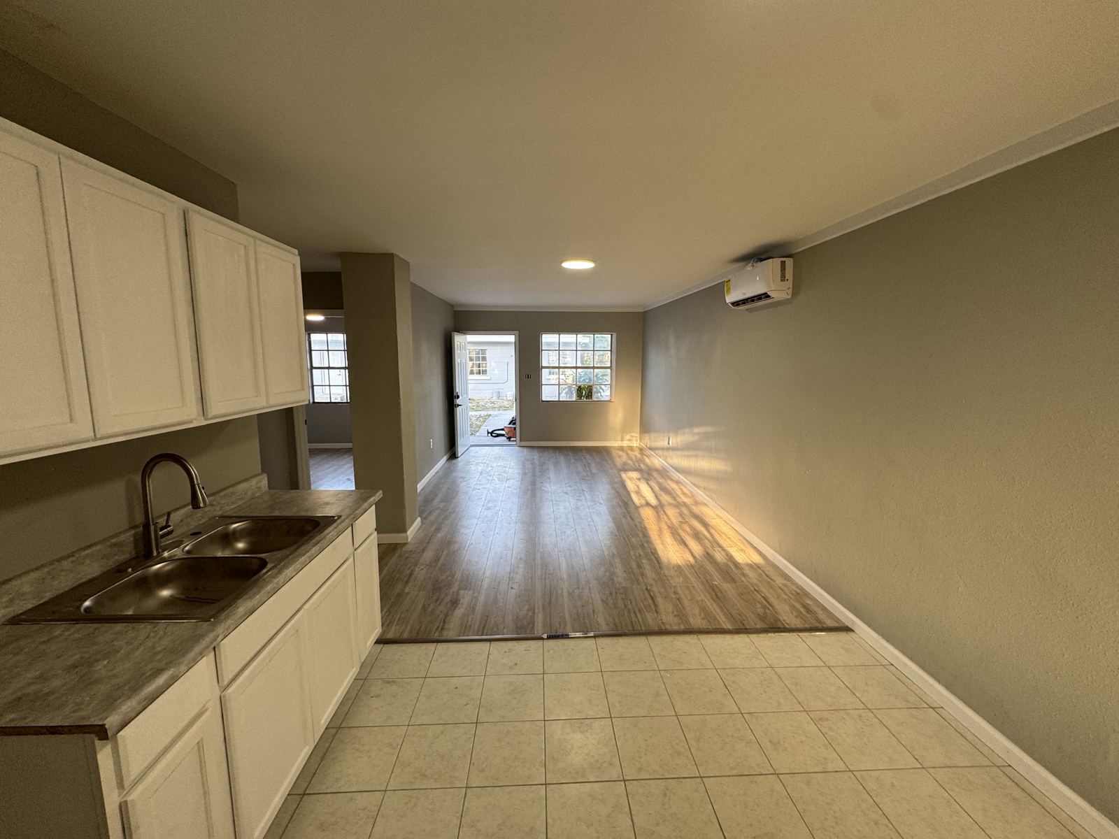 After: finished open unit with LVP